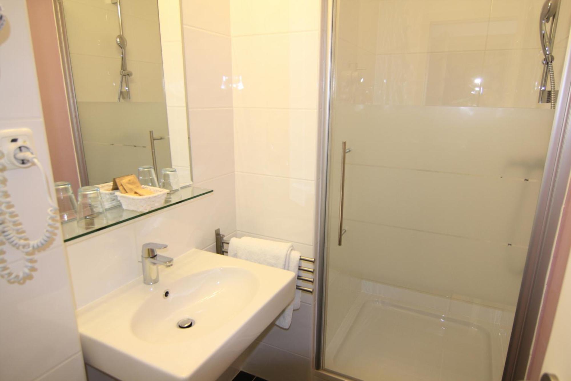 Hotel Heddernheimer Hof Франкфурт-на-Майні Екстер'єр фото